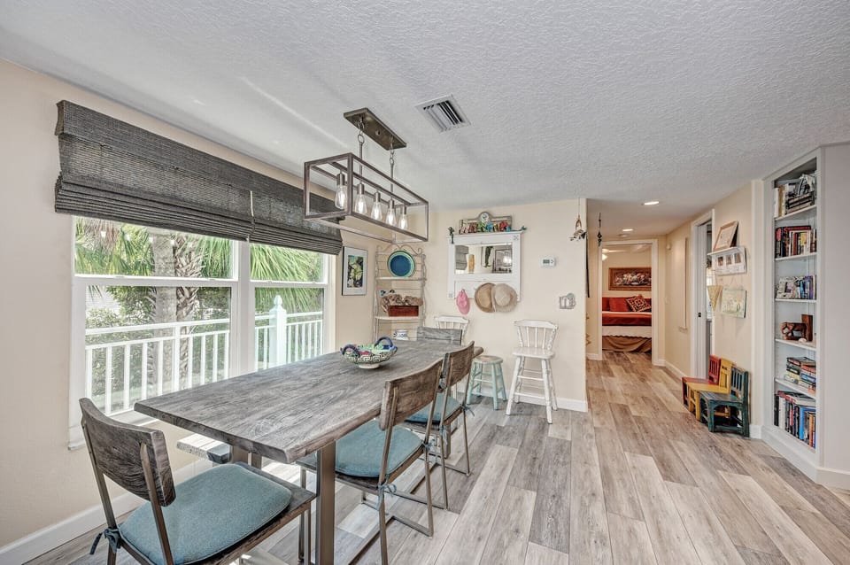 114_Palmetto_Ave_21