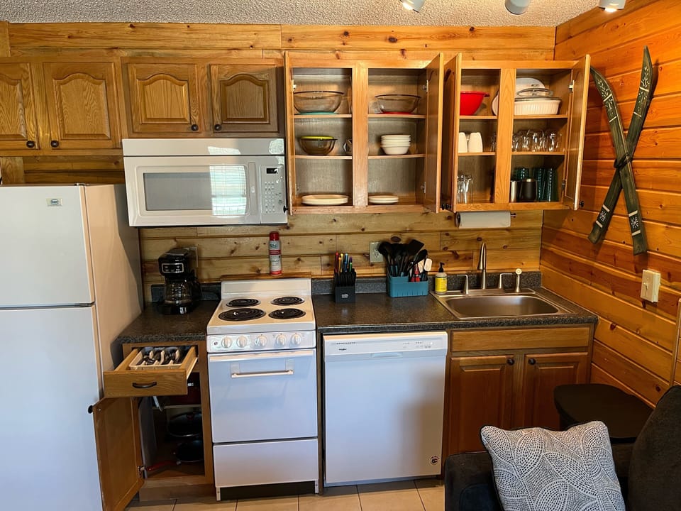 Fully stocked kitchen