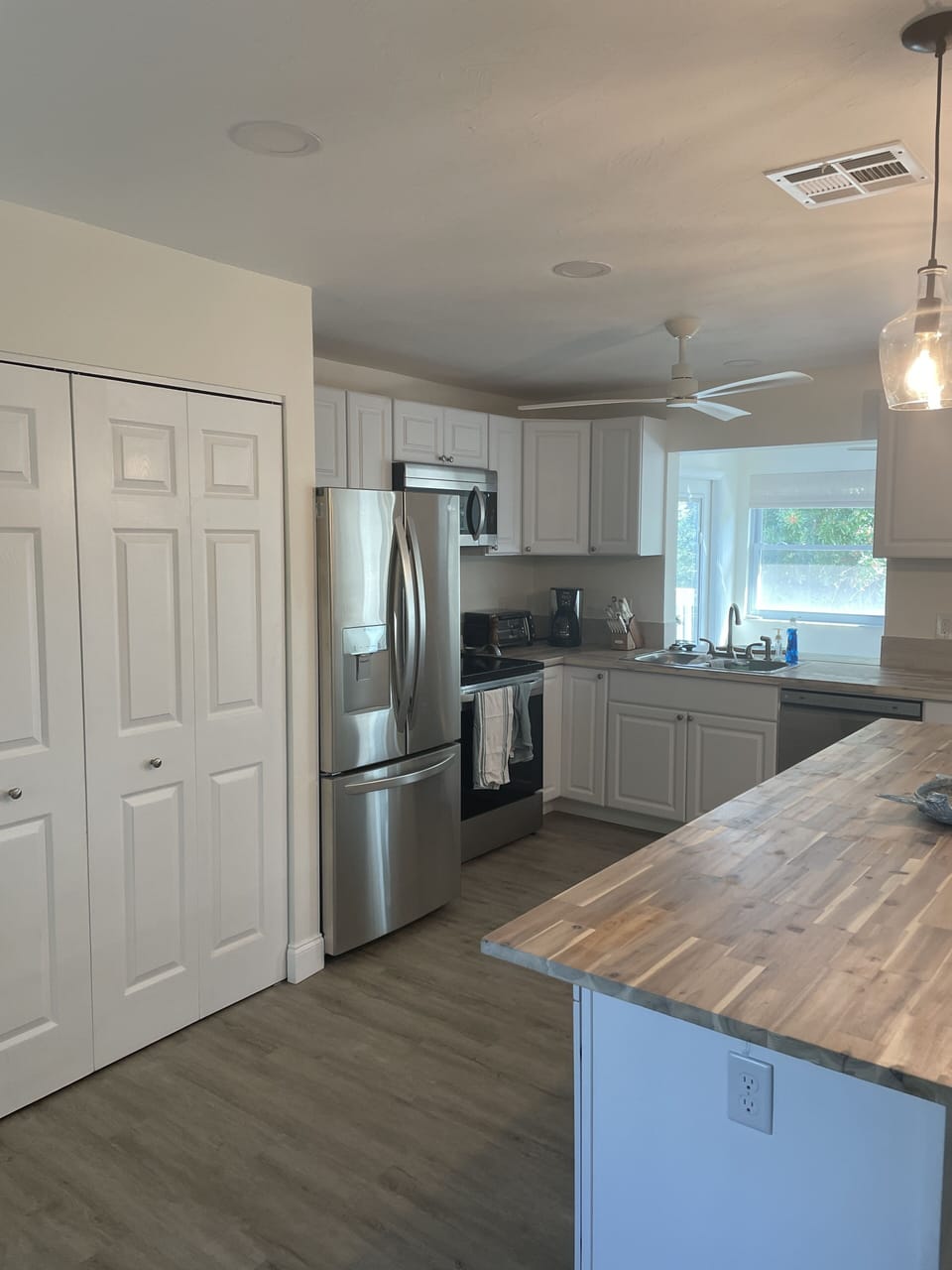 Open concept kitchen with everything you could possibly need.