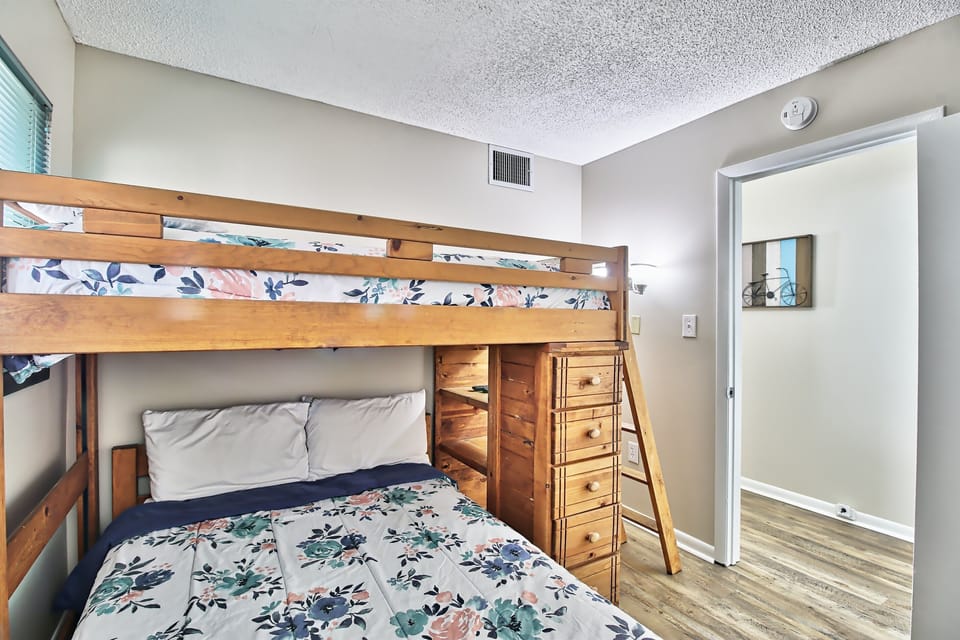 Bunkbed Room