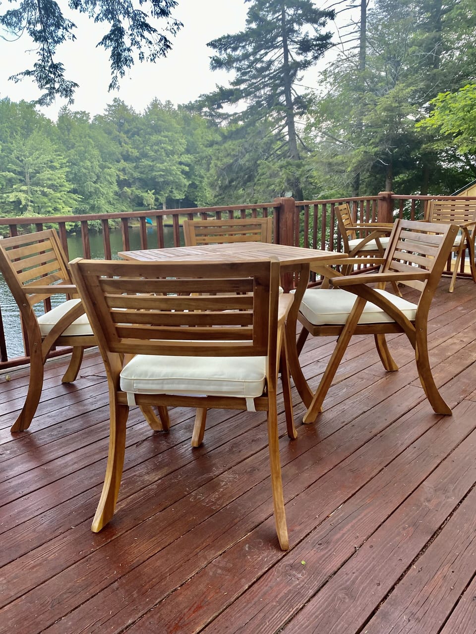 Dining deck. 