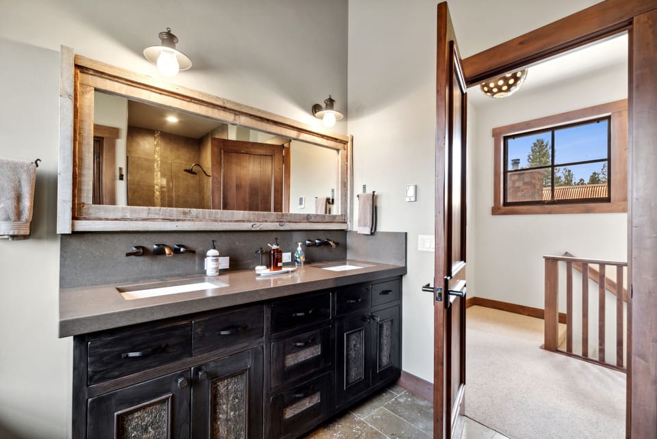 Shared upstairs bathroom