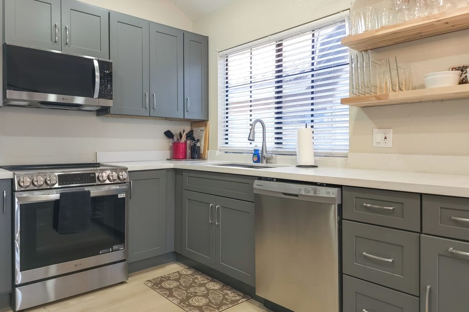Kitchen | Cooking Basics | Dishware & Flatware | Coffee Maker & Grinder