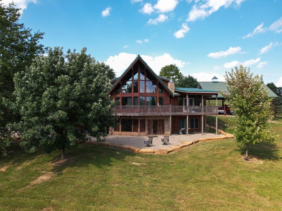 Grand Slam - 1st Choice Lodging