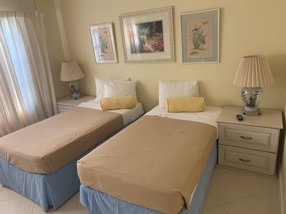 Second bedroom 