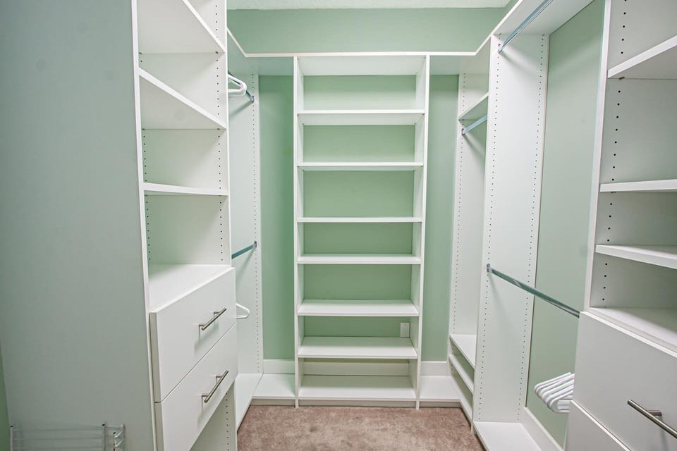 Caribe Resort B806 Master Bedroom Closet