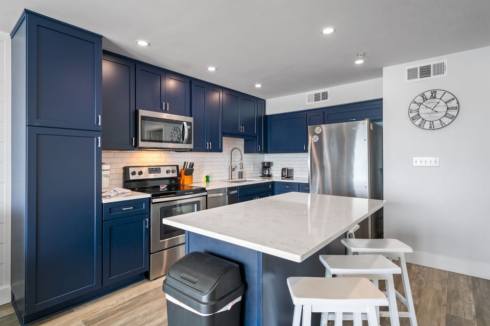 Freshly Remodeled & Open Kitchen/Living Area