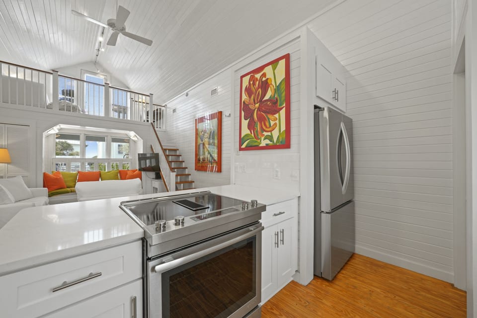 RENOVATED KITCHEN W/ALL NEW APPLIANCES