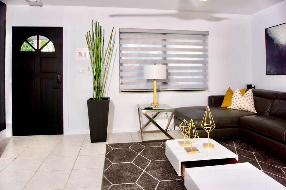Living- Room 