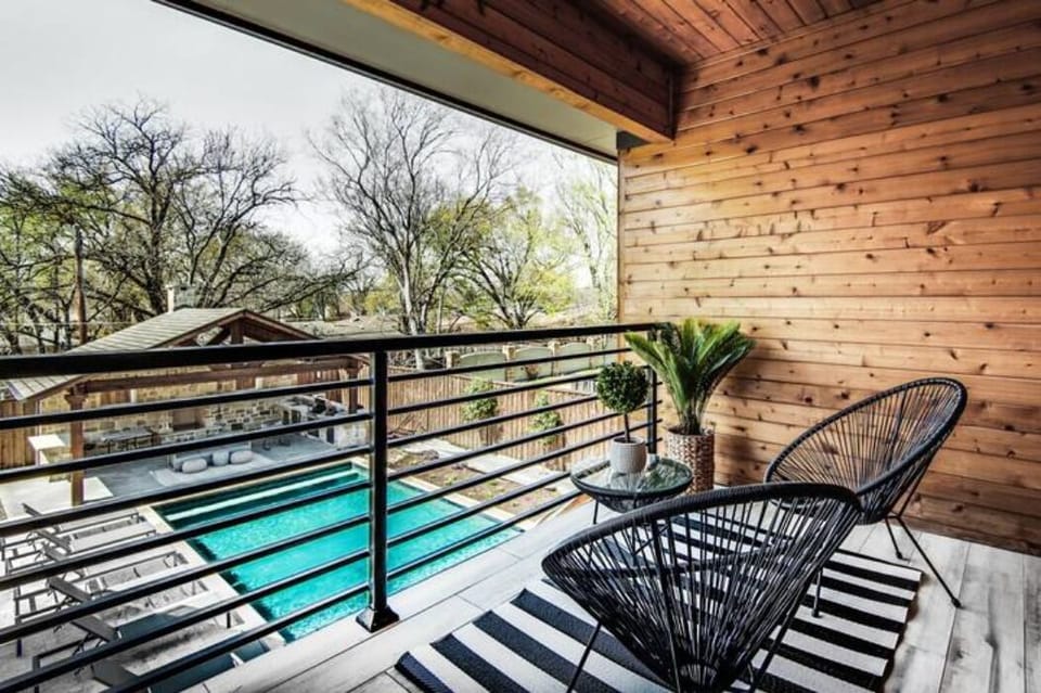 Balcony from upstairs 