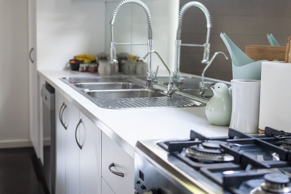 Kitchen with all the essentials & gas cooking