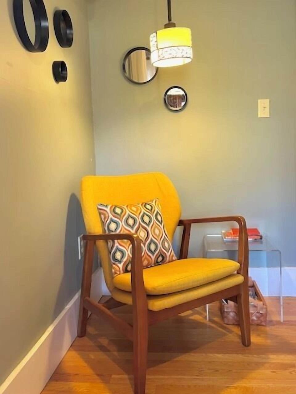 Second reading nook, on the opposite side of the balcony windows