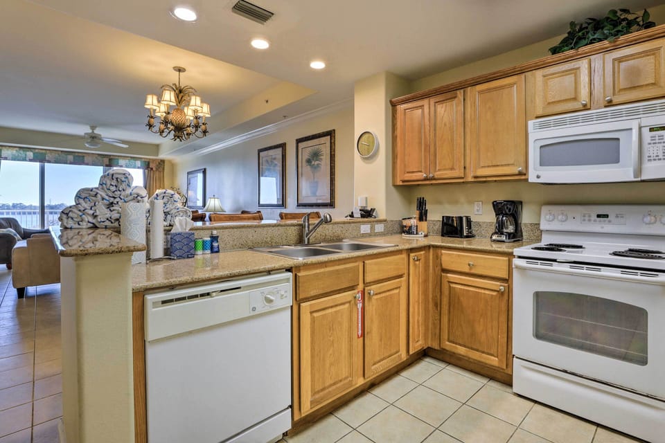 Kitchen | Fully Equipped