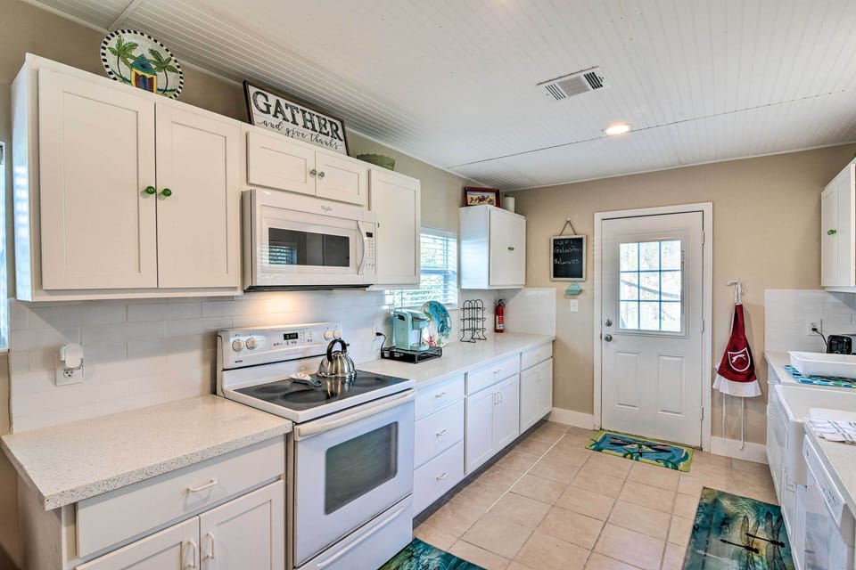 Kitchen | Fully Equipped | Cooking Basics