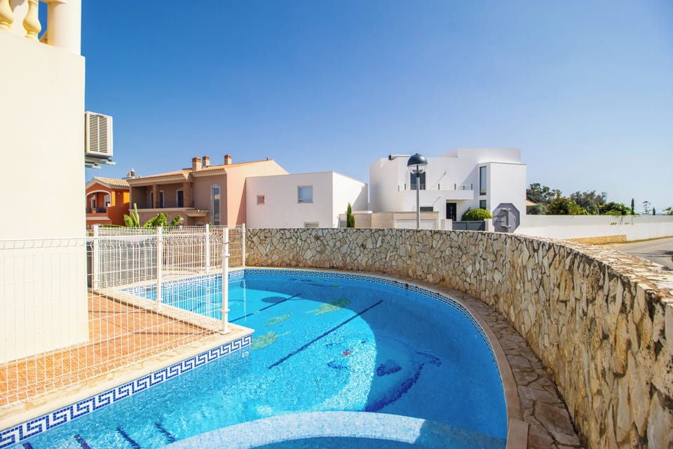 Outdoor swimming pool 