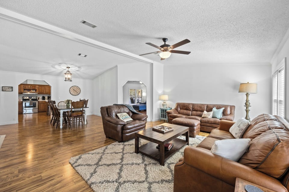 Living room (1)