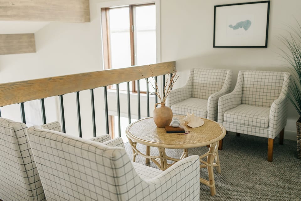 Landing overlooking the living room