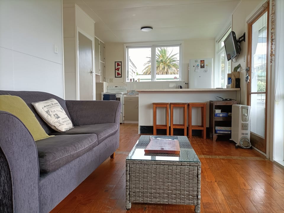 Open plan kitchen/lounge