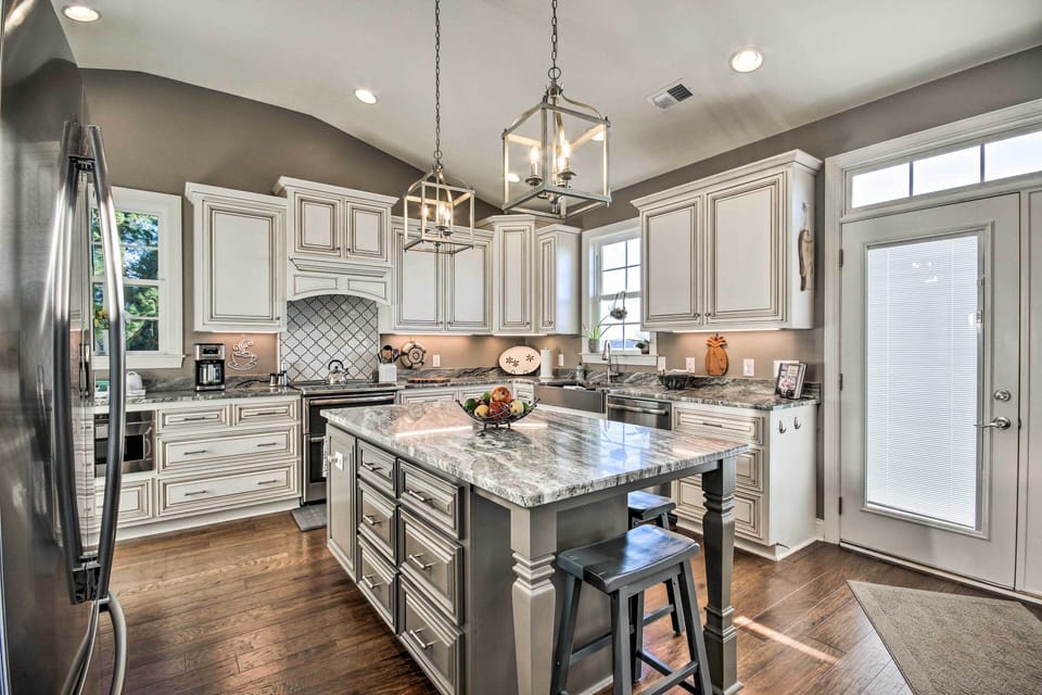 Fully Equipped Kitchen | Cooking Utensils