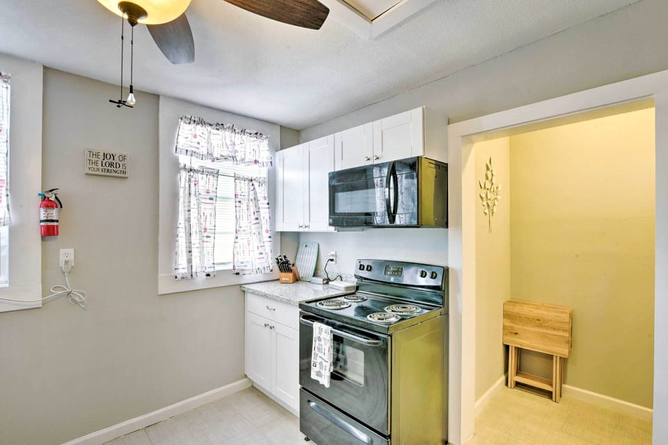 Kitchen | Fully Equipped | Cooking Basics | Dishware & Flatware
