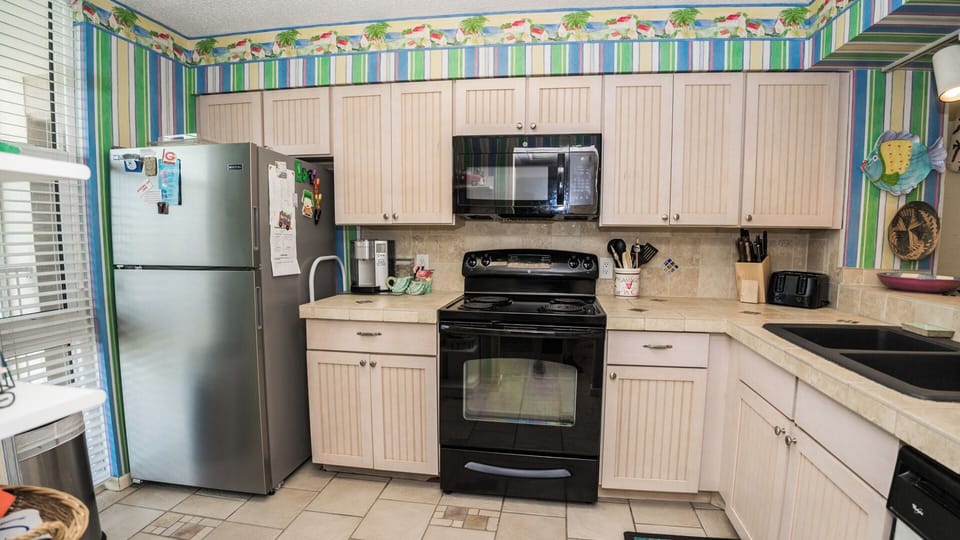 Fully equipped kitchen