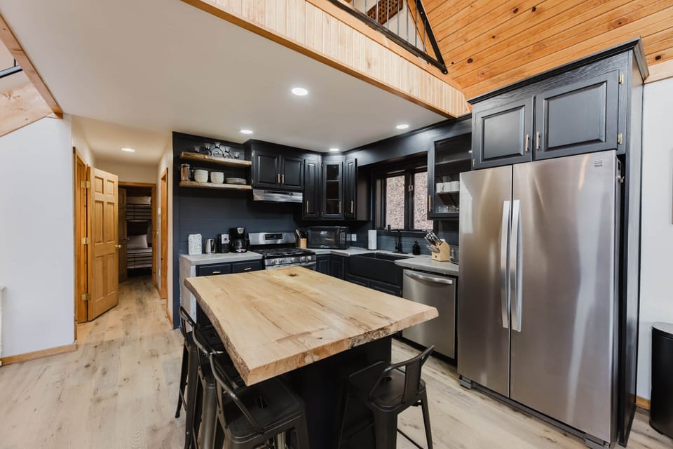 2024-12-15_KS_650 Birch Bend-6B2A9249-HDR