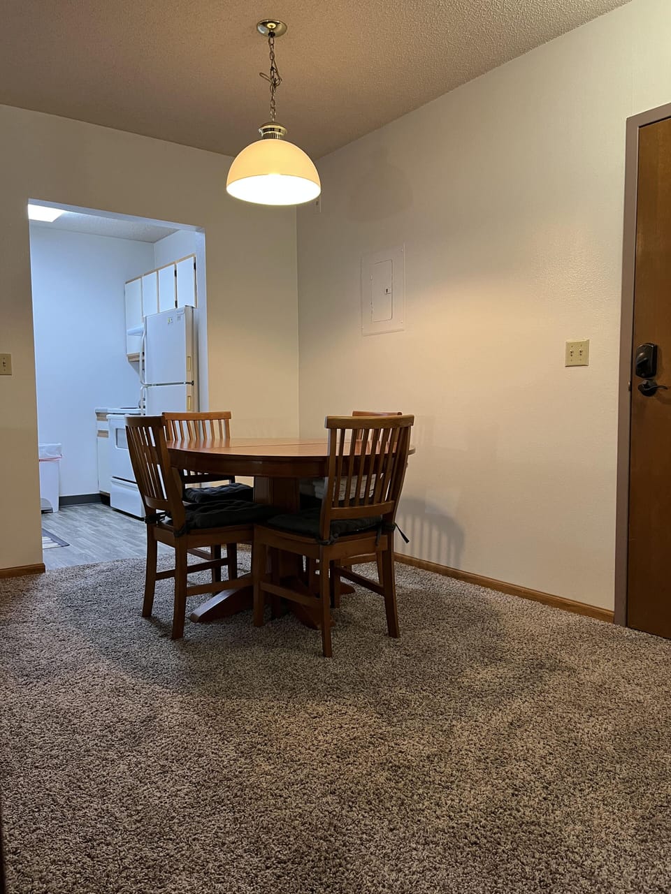 Dining/Work Area