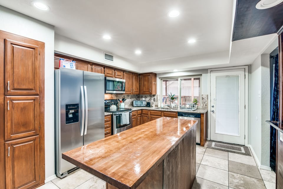 Fully stocked kitchen 