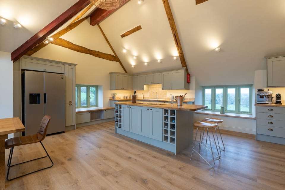 Kitchen, dining room