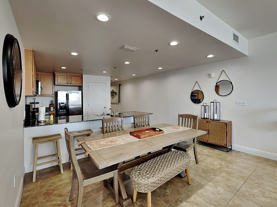 Dining Area - Unit B