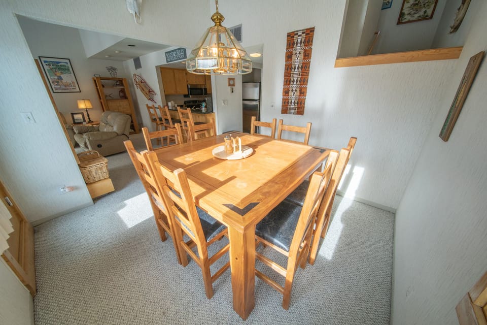 Dining space for everyone