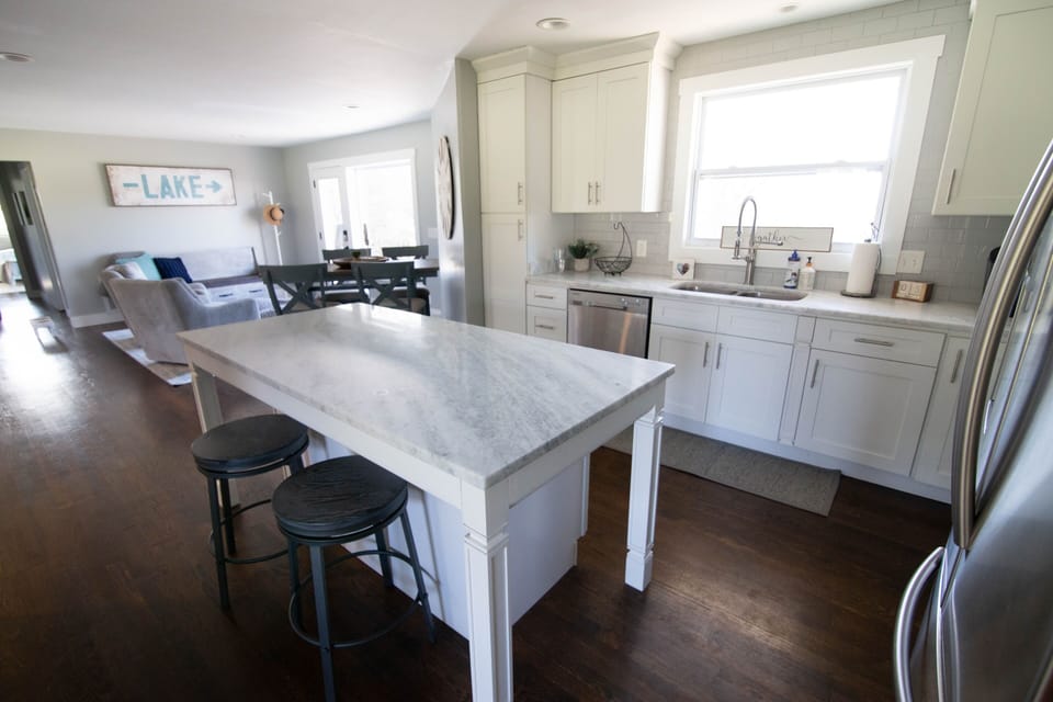 Open kitchen floor plan....great window overlooking lake.