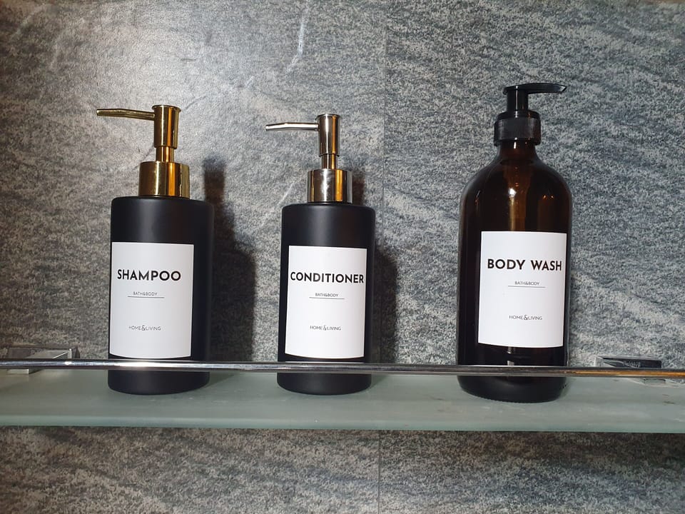 Bathroom amenities