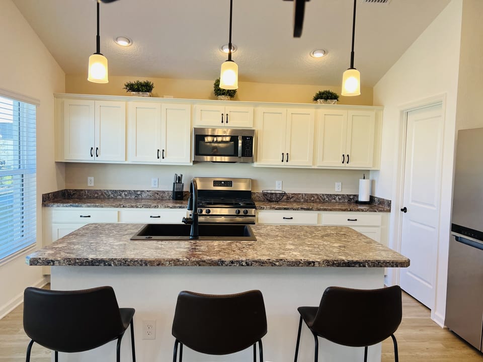 Fully stocked kitchen