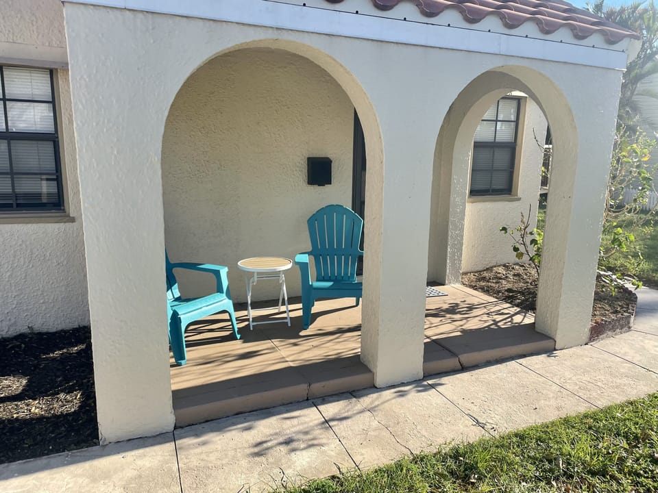 Front of McGregor Cottage 