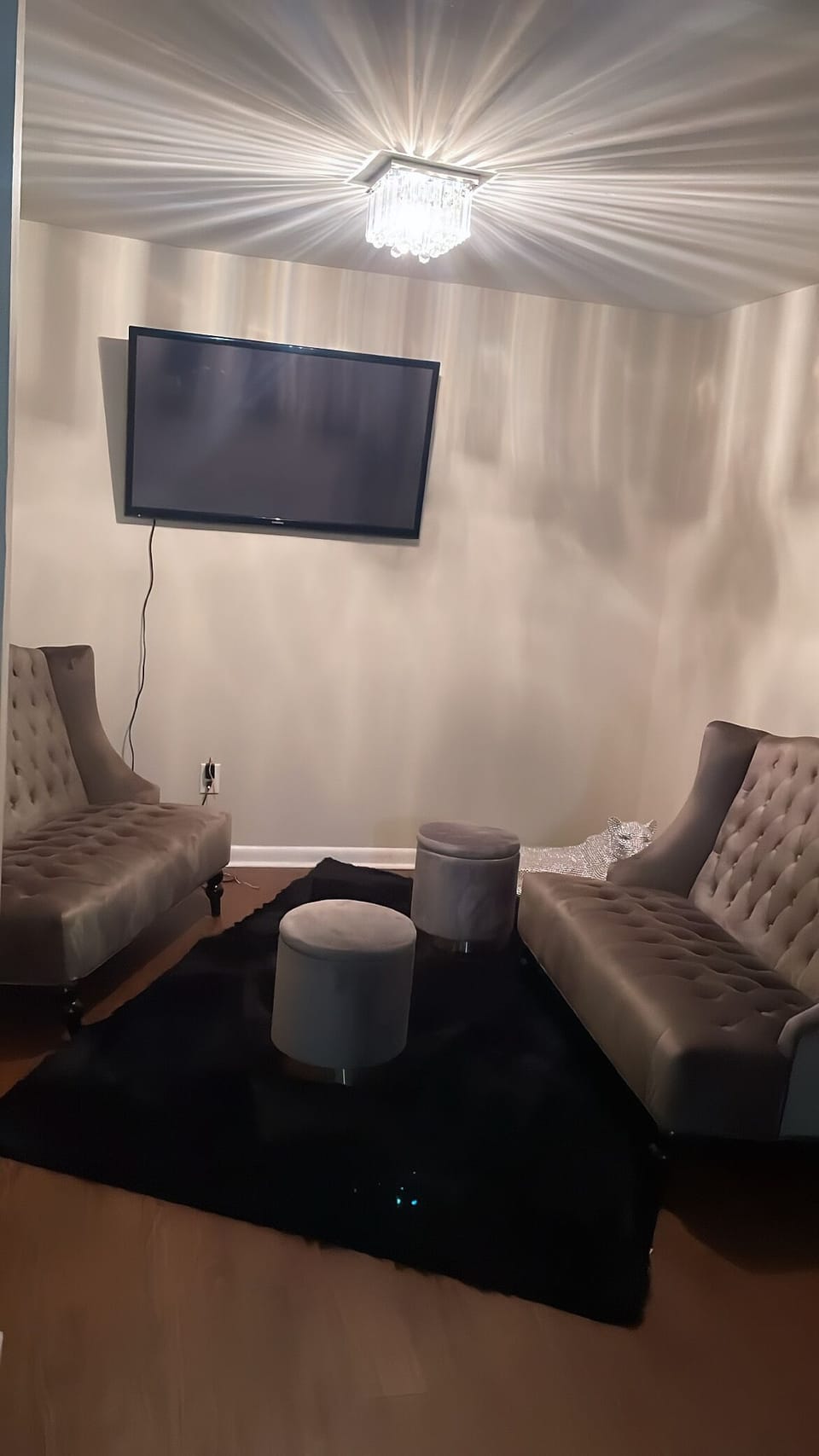 Better pic of dinning room 