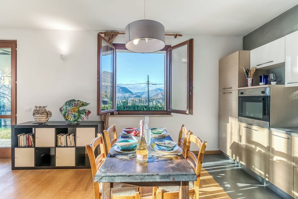Kitchen and dining area