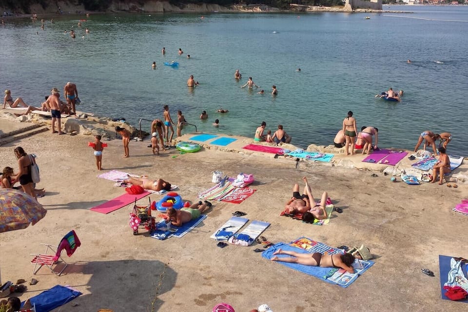 Nearby beaches
