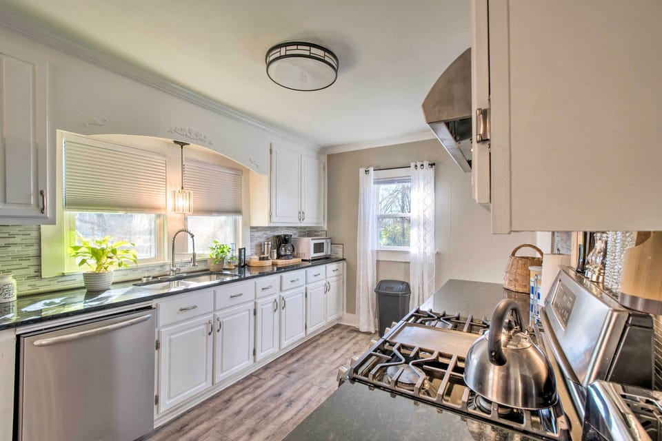 Kitchen | Drip Coffee Maker