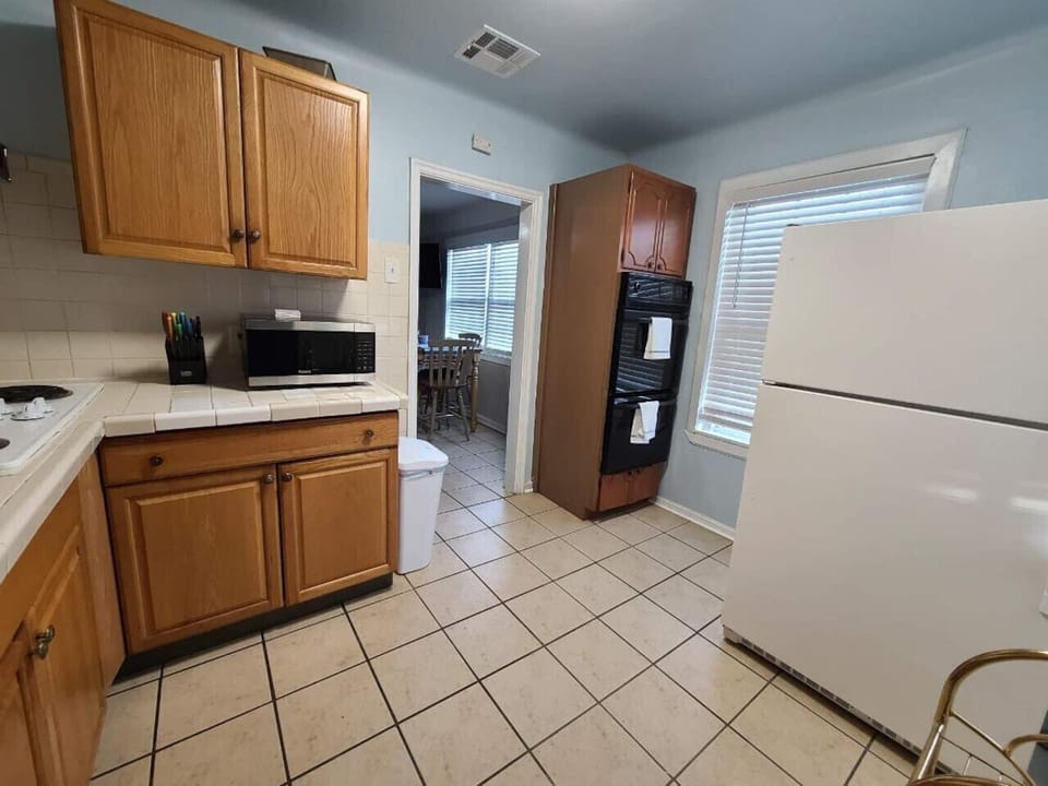 Kitchen and living room entrance