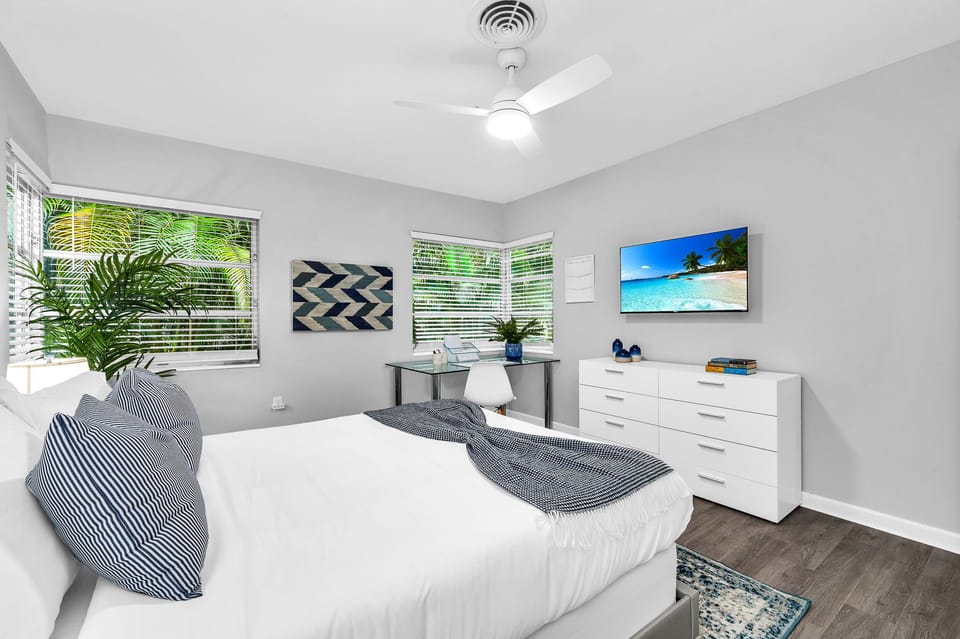 This bedroom has a new upholstered platform bed and a very comfortable mattress. There is s desk and chair for remote workers/ students who need privacy. Enjoy your favorite shows on the Roku smart TV.