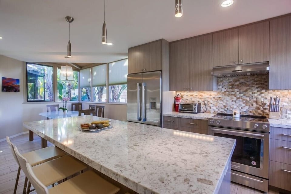 You will love cooking in this beautiful kitchen.