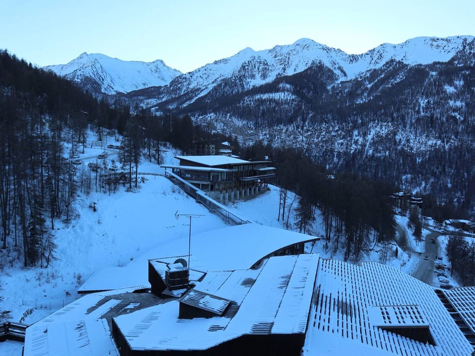 Snow and ski sports