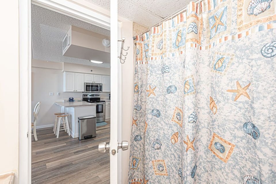 HALL-BATHROOM