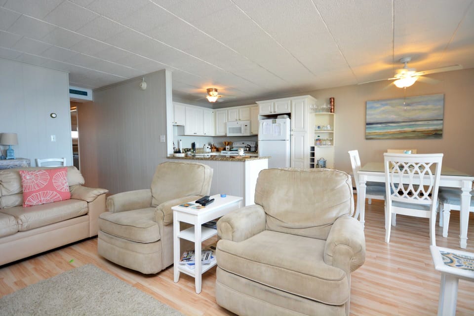 LIVING-AREA