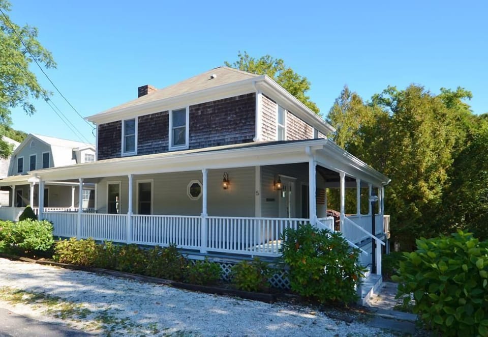 Wraparound Porch