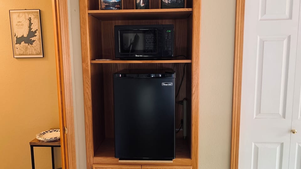 Kitchenette offers microwave, mini refrigerator, coffee (Keurig)  