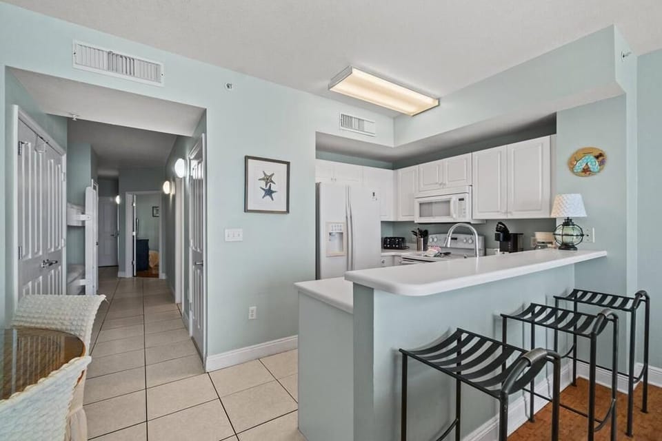 Kitchen/Hallway