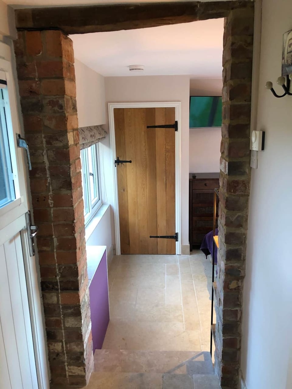 Wisteria Cottage cotswolds entrance hall