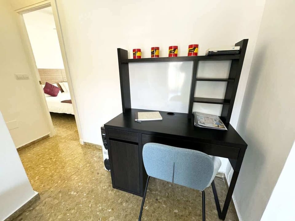 lounge office property rental